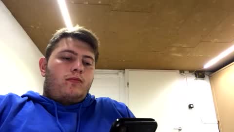 outflayd online show from 11-10-25, 06:40