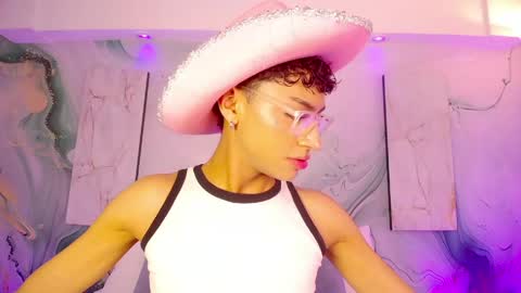 Owen online show from 03-17-26, 03:22