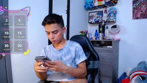 Owen  Independent model  online show from 02-25-26, 07:07