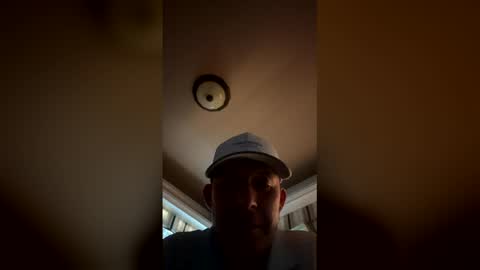 Snapshot of owliecat chatting on 05-17-26, 04:36 owliecat online show from 05-17-26, 04:36