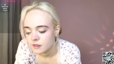 Oxcy online show from 04-30-26, 05:36