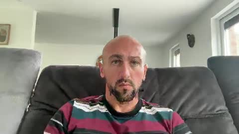 Snapshot of oxlade59 chatting on 10-02-25, 10:55 oxlade59 online show from 10-02-25, 10:55