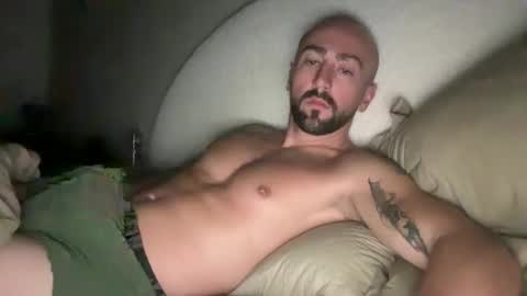 Snapshot of oxlade59 chatting on 10-26-25, 07:14 oxlade59 online show from 10-26-25, 07:14