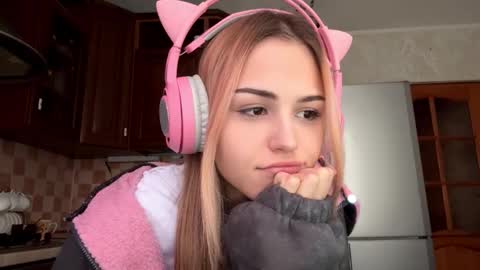 Eva online show from 02-08-26, 07:12