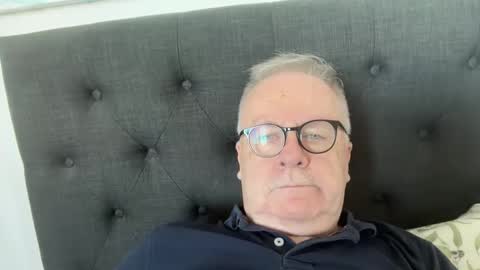 ozhairybearxxxx online show from 03-29-26, 02:33