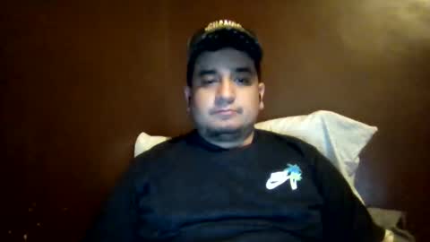 Snapshot of ozlo chatting on 03-11-26, 07:25 ozlo online show from 03-11-26, 07:25
