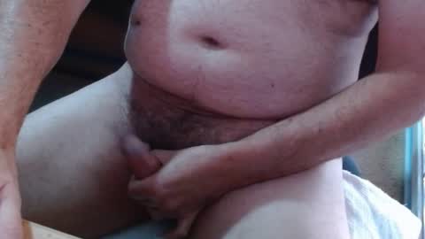 Snapshot of ozzieozzieoi chatting on 01-16-25, 02:19 HairyolOz online show from 01-16-25, 02:19