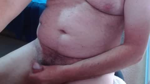 Snapshot of ozzieozzieoi chatting on 10-07-25, 01:25 HairyolOz online show from 10-07-25, 01:25