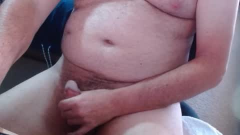 Snapshot of ozzieozzieoi chatting on 10-13-25, 01:16 HairyolOz online show from 10-13-25, 01:16