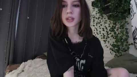 Snapshot of p0rsche911 chatting on 12-09-24, 01:34 Alice online show from 12-09-24, 01:34