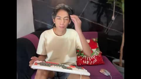 p1noytwink_xel online show from 04-19-26, 02:16