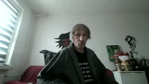 Snapshot of p83291869 chatting on 02-01-26, 10:47 p83291869 online show from 02-01-26, 10:47