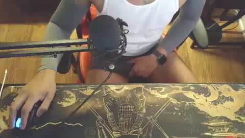 Snapshot of p_m_w_4l chatting on 07-23-26, 06:11 Jay M online show from 07-23-26, 06:11