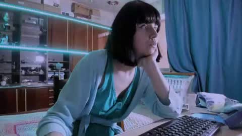 Snapshot of pa1e_pr1ncess chatting on 07-10-26, 06:28 Ella online show from 07-10-26, 06:28