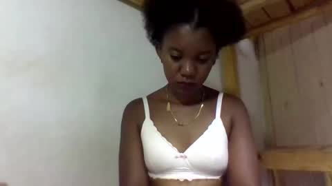 Snapshot of paatriy chatting on 02-19-26, 06:20 paatriy online show from 02-19-26, 06:20