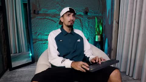 pablo online show from 04-07-26, 02:45