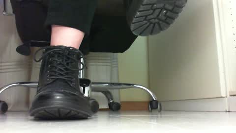 Pablo Meness online show from 01-17-25, 10:12