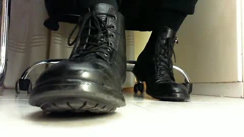 Pablo Meness online show from 02-22-25, 06:08