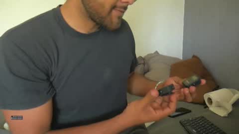 Snapshot of packmanmx chatting on 01-27-25, 08:07 Alberto online show from 01-27-25, 08:07