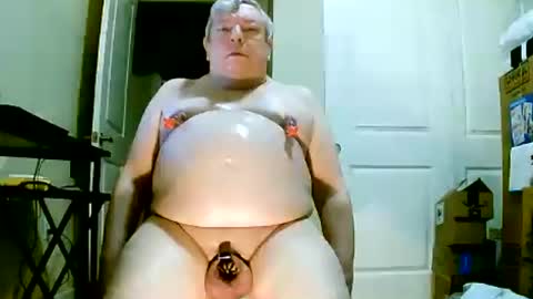 Snapshot of pafatguy chatting on 07-10-26, 10:51 Bill online show from 07-10-26, 10:51