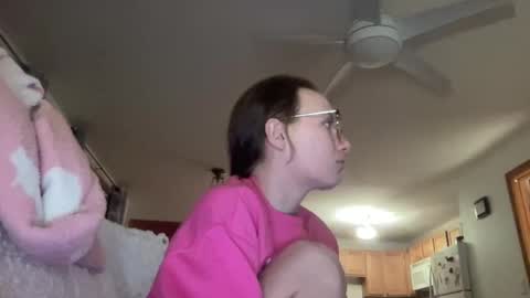 Snapshot of paisleysnowxo chatting on 03-10-25, 03:12 paisleysnowxo online show from 03-10-25, 03:12