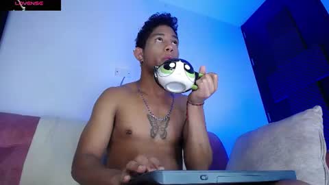 Snapshot of palo_santo06 chatting on 07-04-26, 07:47 Palo Santo online show from 07-04-26, 07:47