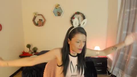 Paloma  online show from 01-05-26, 08:23