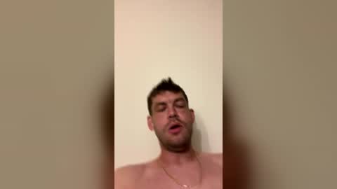 Snapshot of palumbo915 chatting on 06-14-26, 02:24 palumbo915 online show from 06-14-26, 02:24