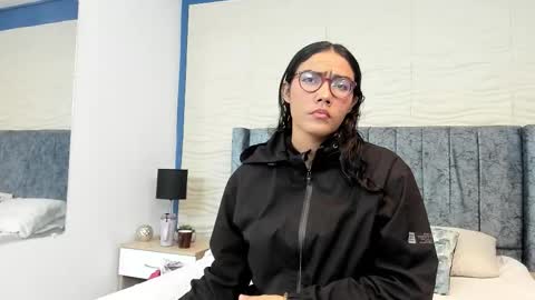 Snapshot of pamela_chu01 chatting on 02-25-26, 01:26 pamela_chu01 online show from 02-25-26, 01:26