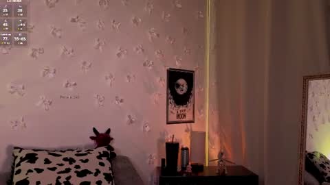 Snapshot of pamela_doll3 chatting on 06-13-26, 05:38 pamela online show from 06-13-26, 05:38