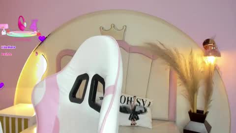 Princess Pamela  online show from 04-23-26, 12:04