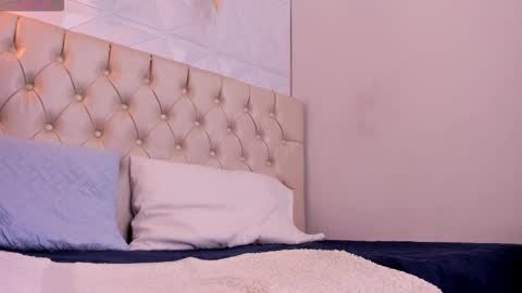 Snapshot of pamela_rut__ chatting on 10-29-25, 07:59 Pamela online show from 10-29-25, 07:59