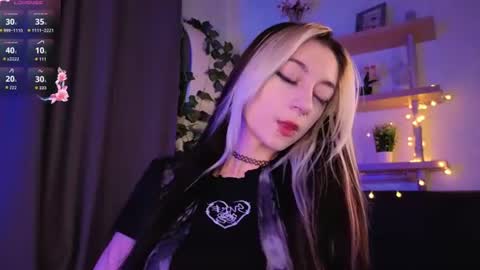 Snapshot of pamelaryant chatting on 06-17-26, 03:24 Diana online show from 06-17-26, 03:24