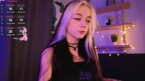 Snapshot of pamelaryant chatting on 06-28-26, 02:56 Diana online show from 06-28-26, 02:56