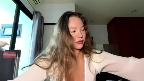 Kamila online show from 04-19-26, 05:07
