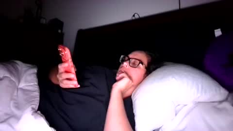 PAMELONAA online show from 10-27-25, 08:57