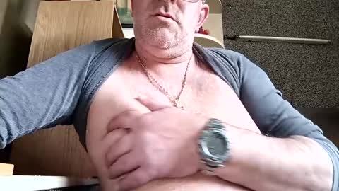 angel hris online show from 04-08-26, 04:18