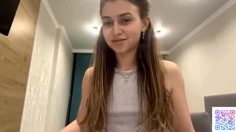 Snapshot of pamulahallquist chatting on 06-30-26, 07:26 Lia online show from 06-30-26, 07:26