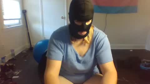 Snapshot of panmeow1995 chatting on 04-21-26, 12:00 Puppyslut online show from 04-21-26, 12:00