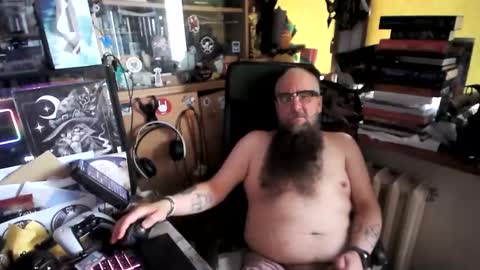 panmisiek45 online show from 04-11-26, 11:36