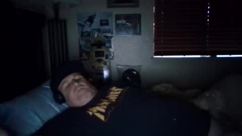 panos online show from 12-16-25, 01:27