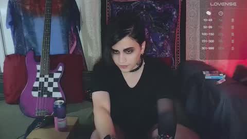 Snapshot of panther_cap chatting on 11-27-25, 02:13 In bio online show from 11-27-25, 02:13