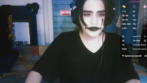 Snapshot of panther_cap chatting on 06-18-26, 12:33 In bio online show from 06-18-26, 12:33