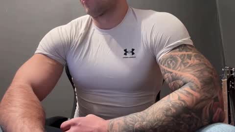 Oleg online show from 02-01-26, 01:42