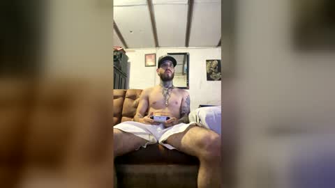 Snapshot of panthers_room chatting on 05-14-26, 10:44 panthers_room online show from 05-14-26, 10:44