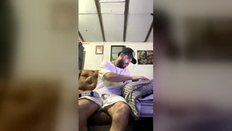 Snapshot of panthers_room chatting on 05-16-26, 10:36 panthers_room online show from 05-16-26, 10:36
