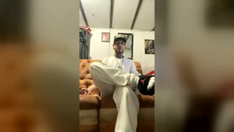 Snapshot of panthers_room chatting on 07-06-26, 03:58 panthers_room online show from 07-06-26, 03:58