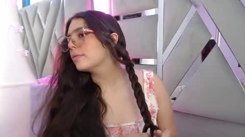 Paola Lyon online show from 01-17-25, 07:27