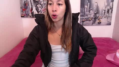 Snapshot of paolabotero chatting on 02-28-26, 11:11 Paola online show from 02-28-26, 11:11