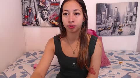 Paola online show from 04-08-26, 12:05